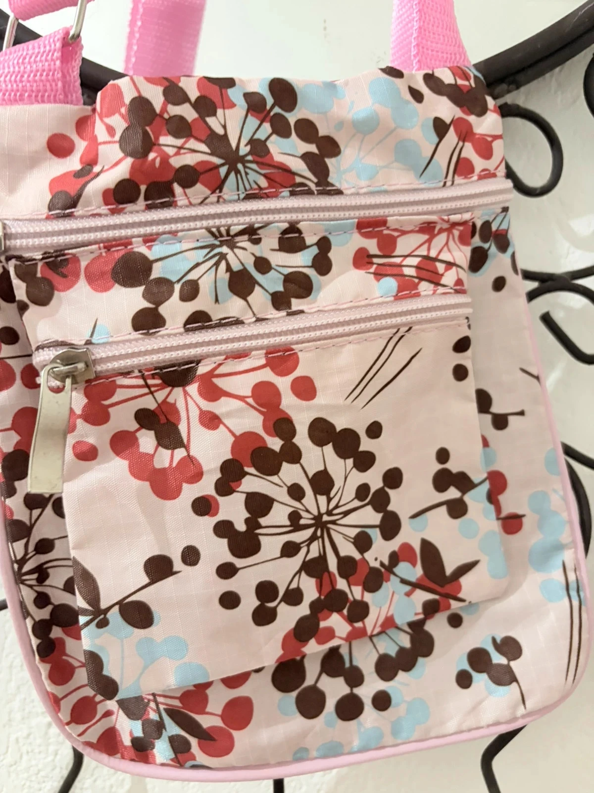 Bolsa tiracolo florida rosa - Estilo casual e prático – photo 3